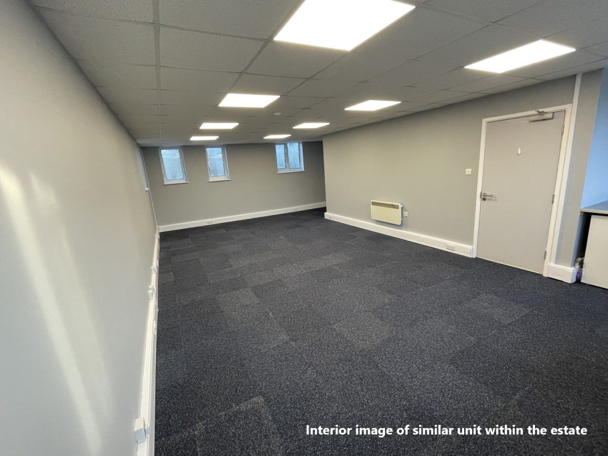 Industrial Unit in Fleet - photo 3