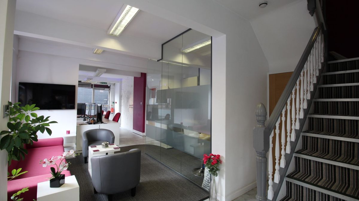 Office in Lincoln - photo 4
