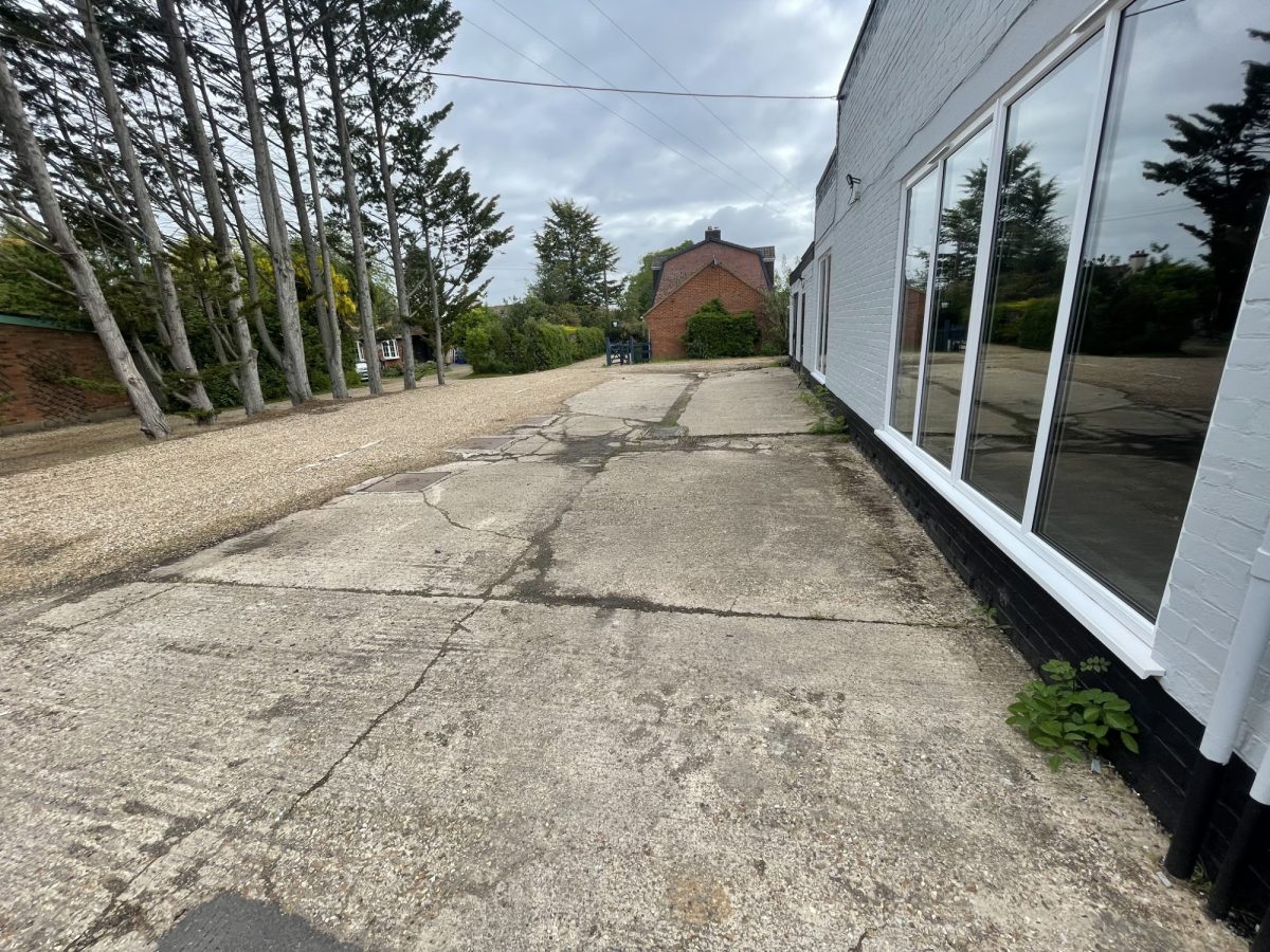 Industrial Unit in Mattingley - photo 4