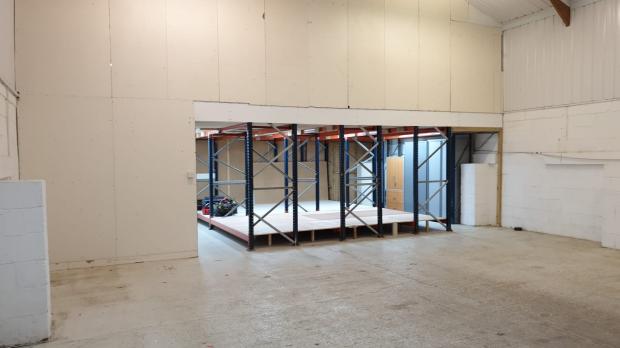 Industrial Unit in Slough - photo 4