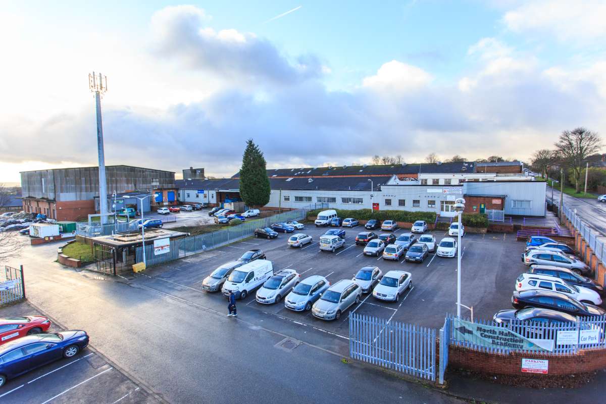 Industrial Unit in Halifax - photo 3