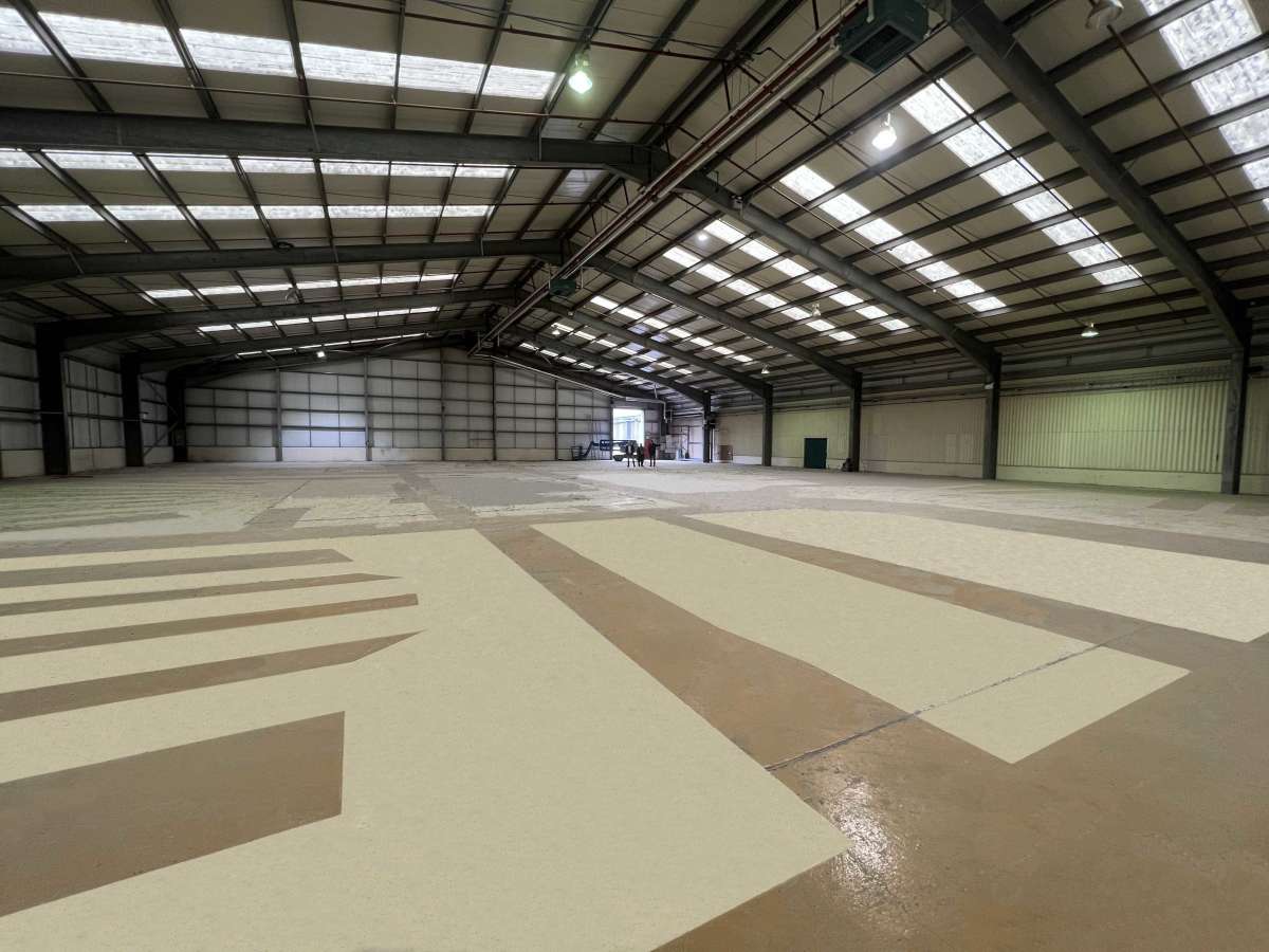 Industrial Unit in Axminster - photo 3