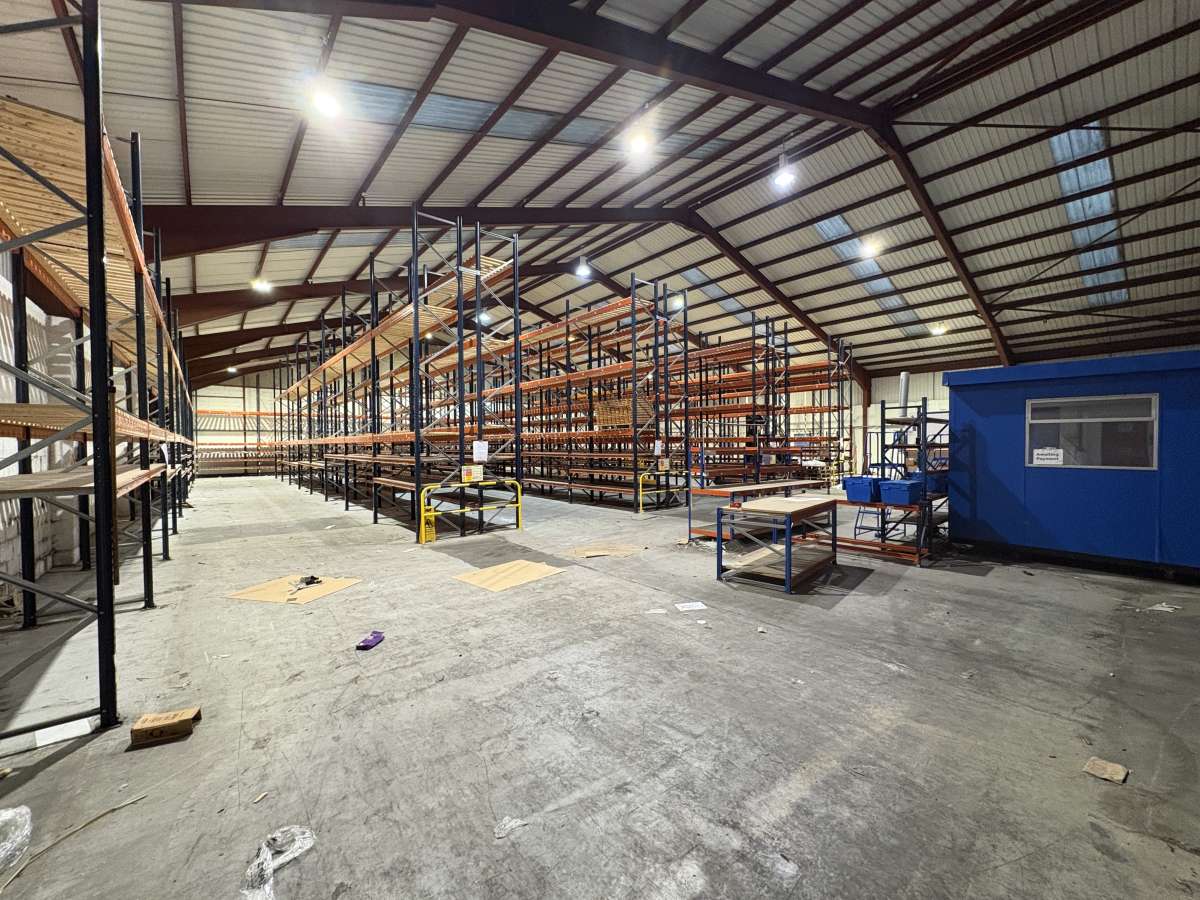 Industrial Unit in Southampton - photo 4