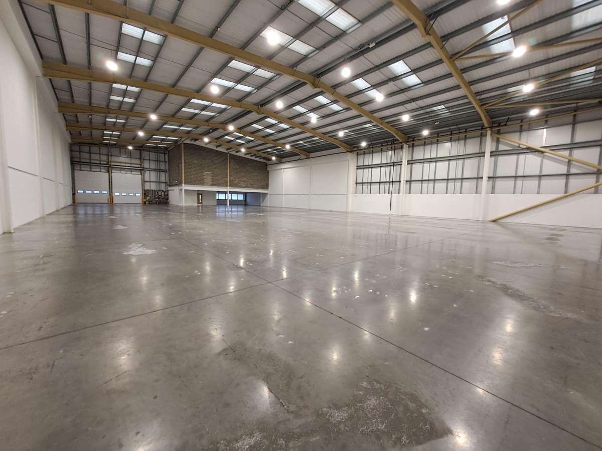 Industrial Unit in Kingston - photo 2