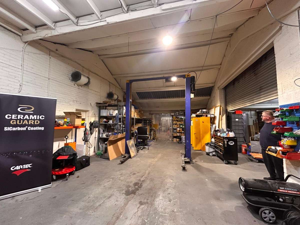 Industrial Unit in Hitchin - photo 3