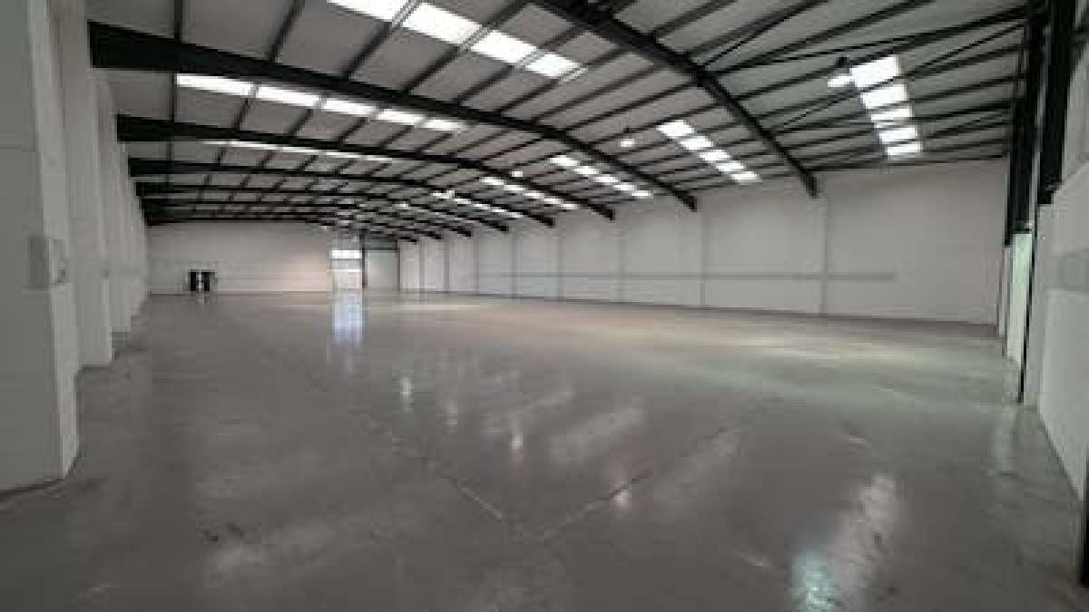 Industrial Unit in Southampton - photo 3
