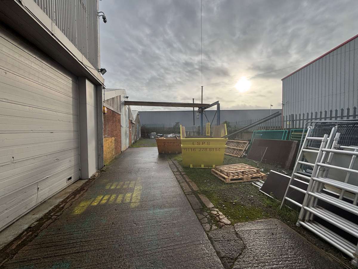 Industrial Unit in Leicester - photo 4