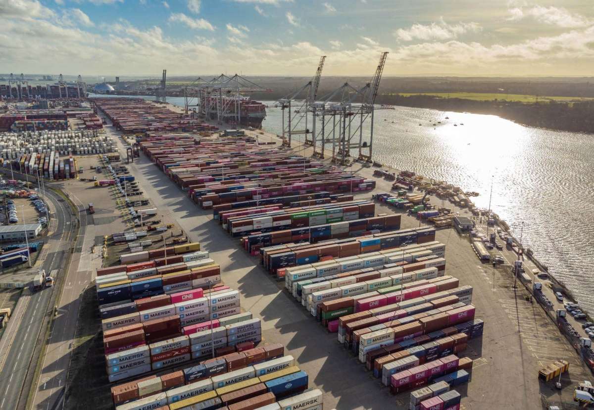 Industrial Unit in Western Docks - photo 3