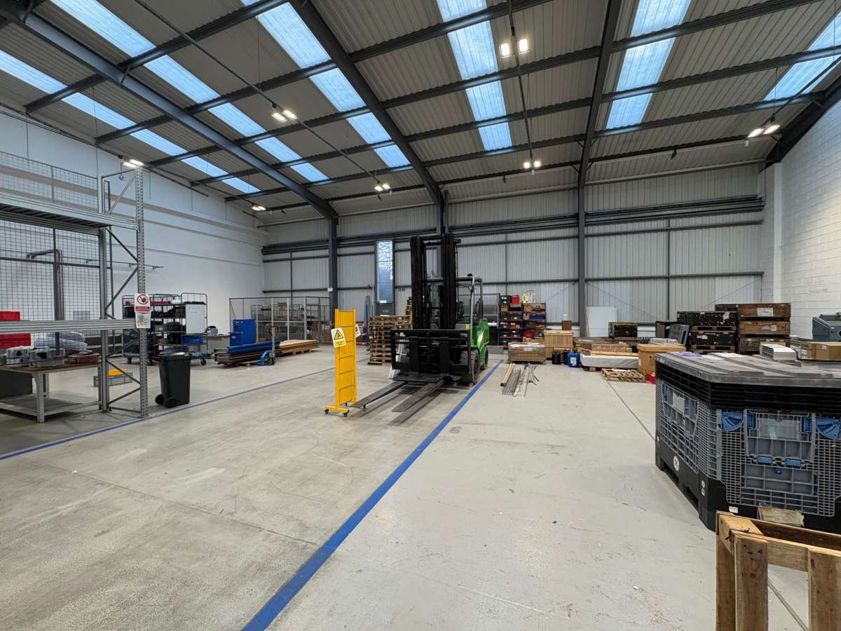 Industrial Unit in Shepshed - photo 3