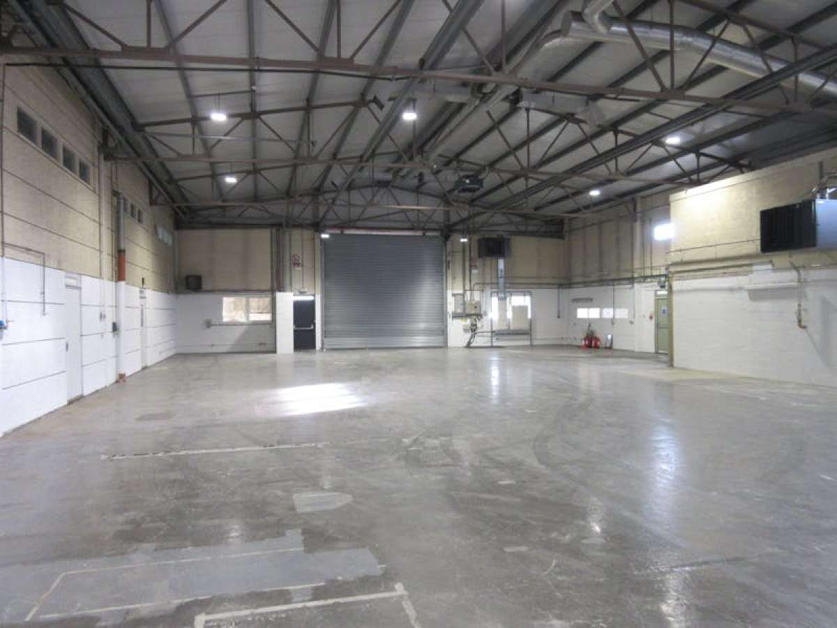 Industrial Unit in Cranleigh - photo 3