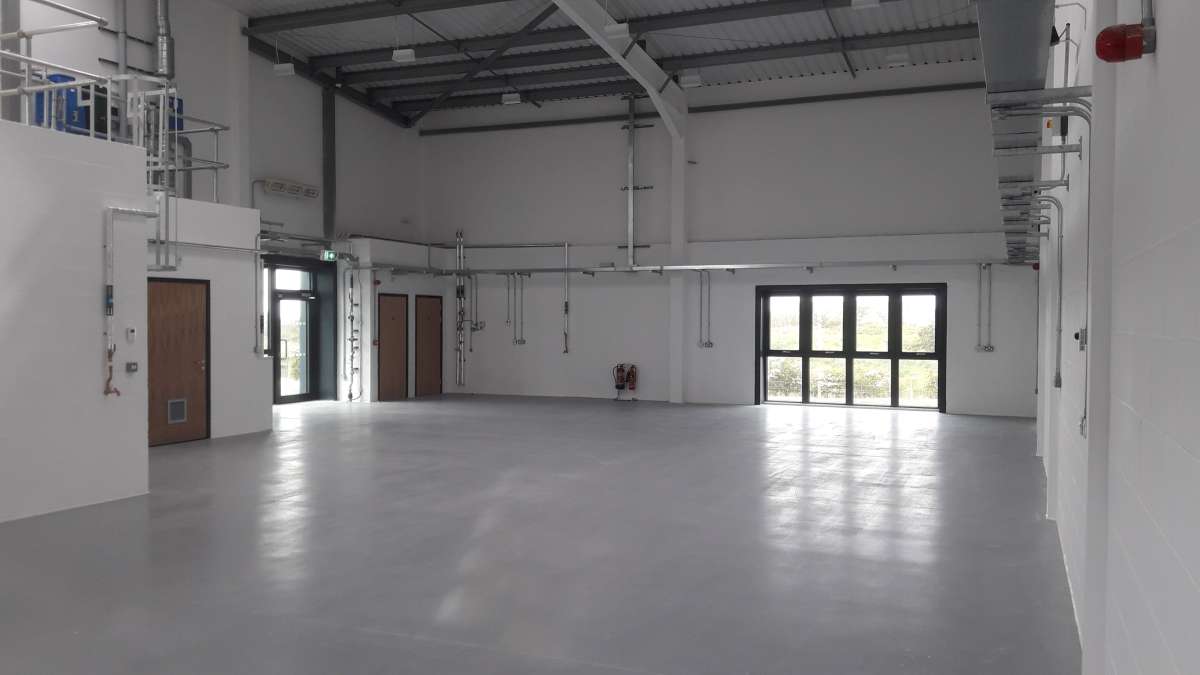 Industrial Unit in St Mawgan - photo 3