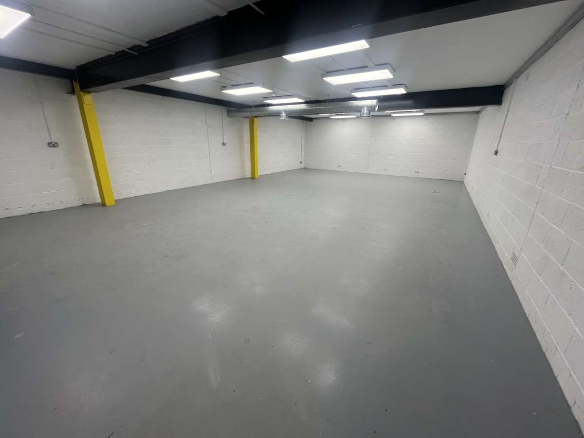Industrial Unit in Leicester - photo 3