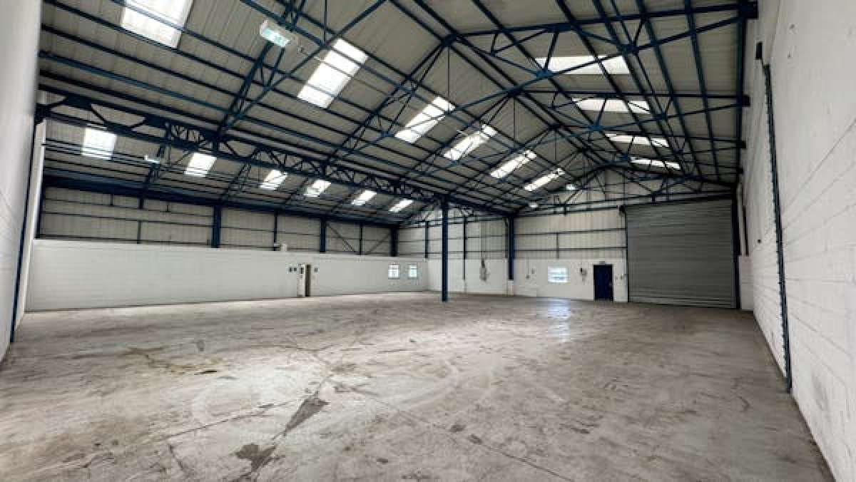 Industrial Unit in Droitwich - photo 3