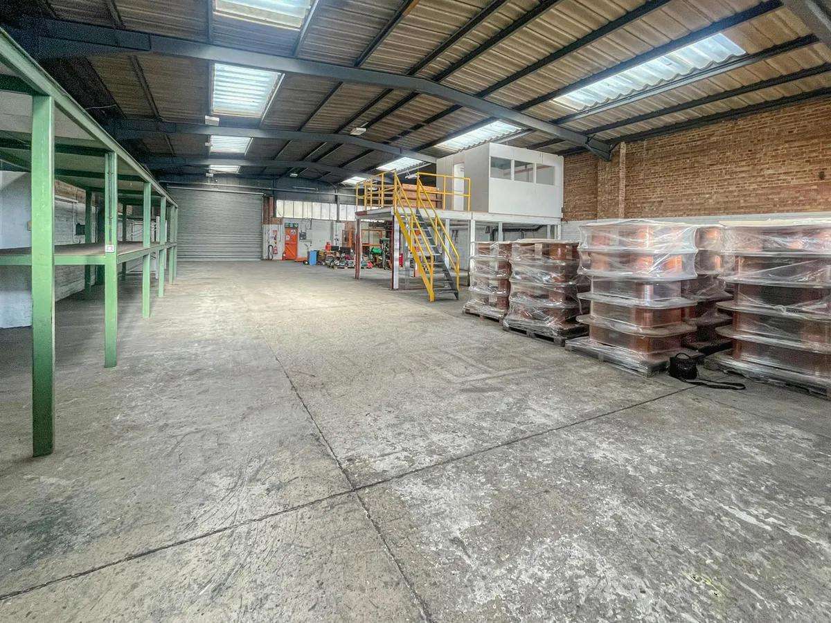 Industrial Unit in Dorset - photo 2