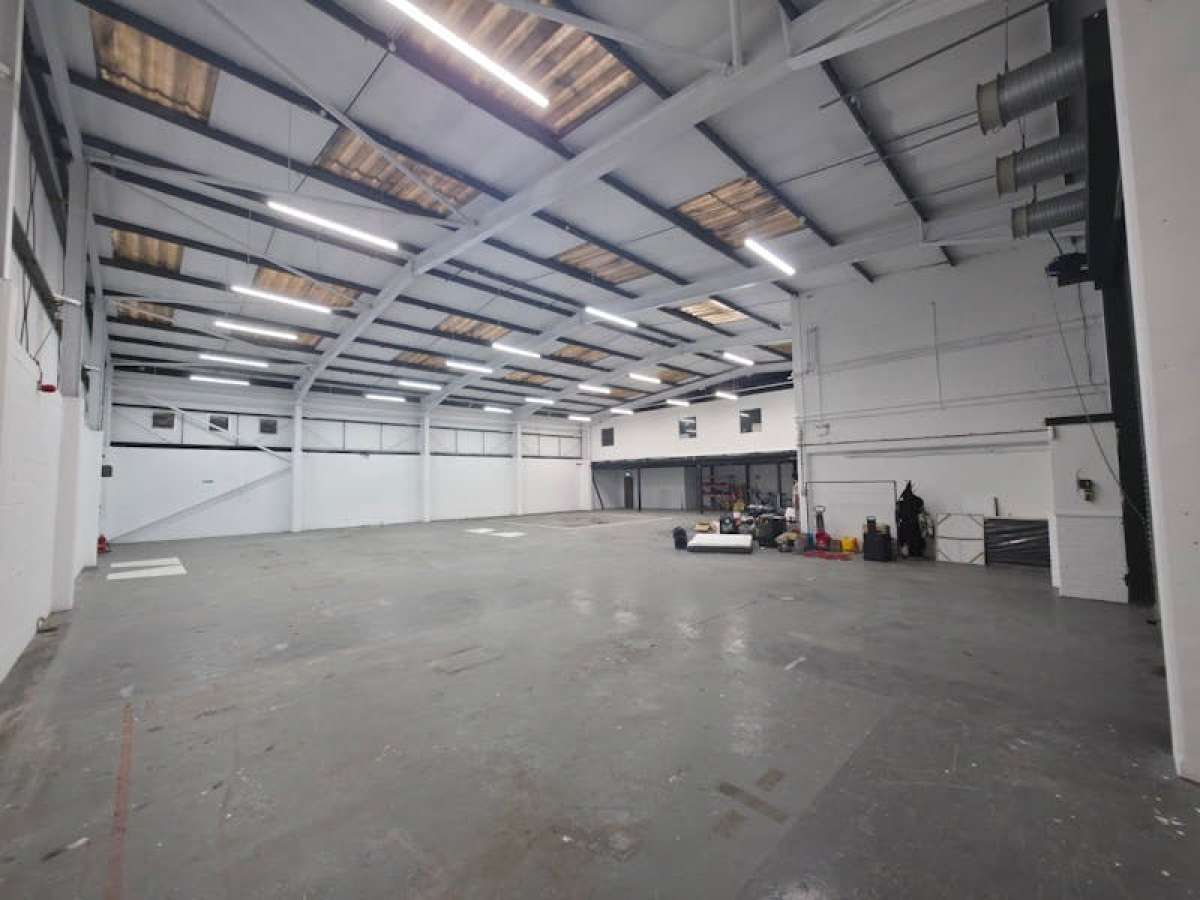 Industrial Unit in Hackney Wick - photo 2