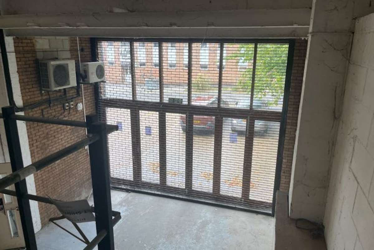 Industrial Unit in Walthamstow - photo 2