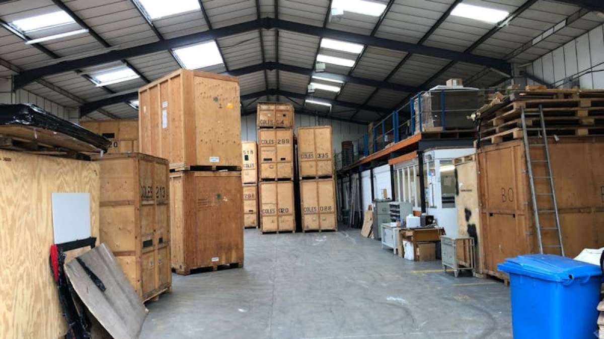 Industrial Unit in London - photo 4