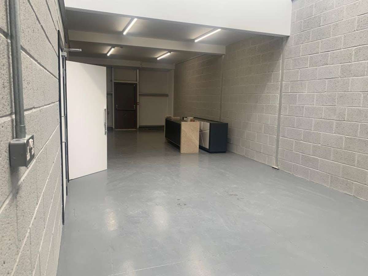 Industrial Unit in Melton Mowbray - photo 2