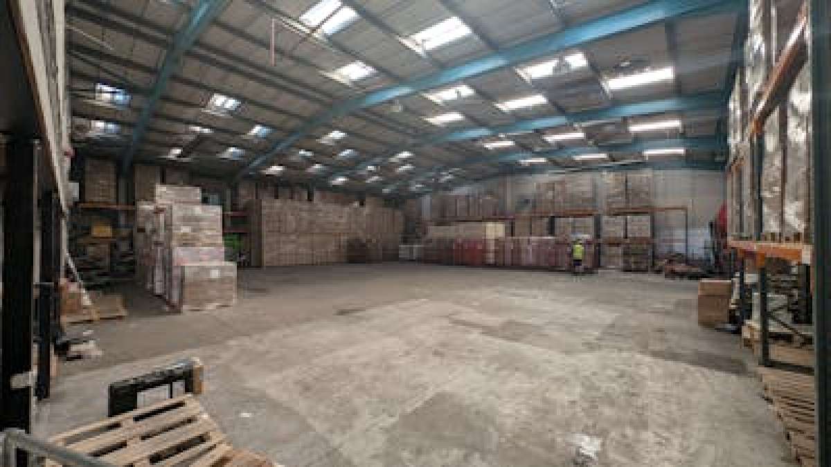 Industrial Unit in Eastleigh - photo 3