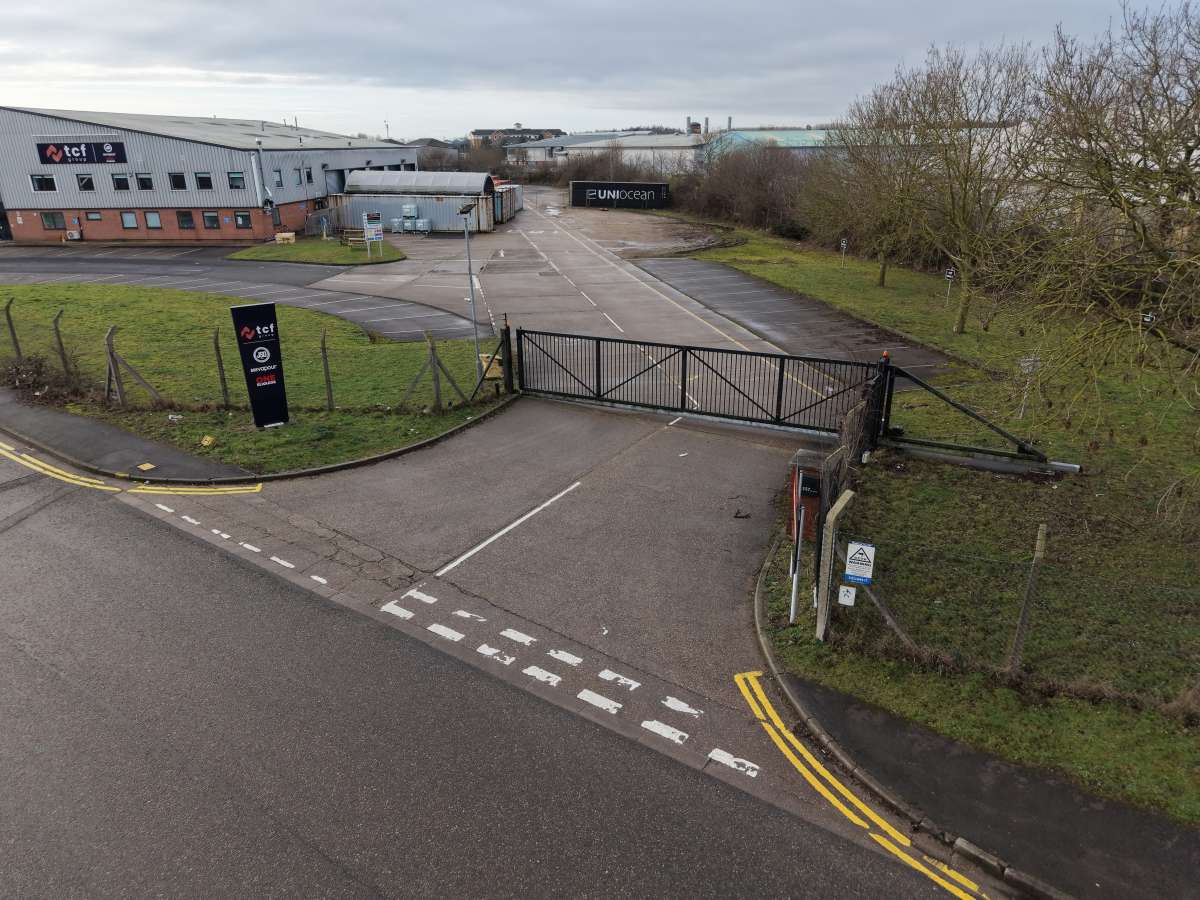 Industrial Unit in Lincoln - photo 2