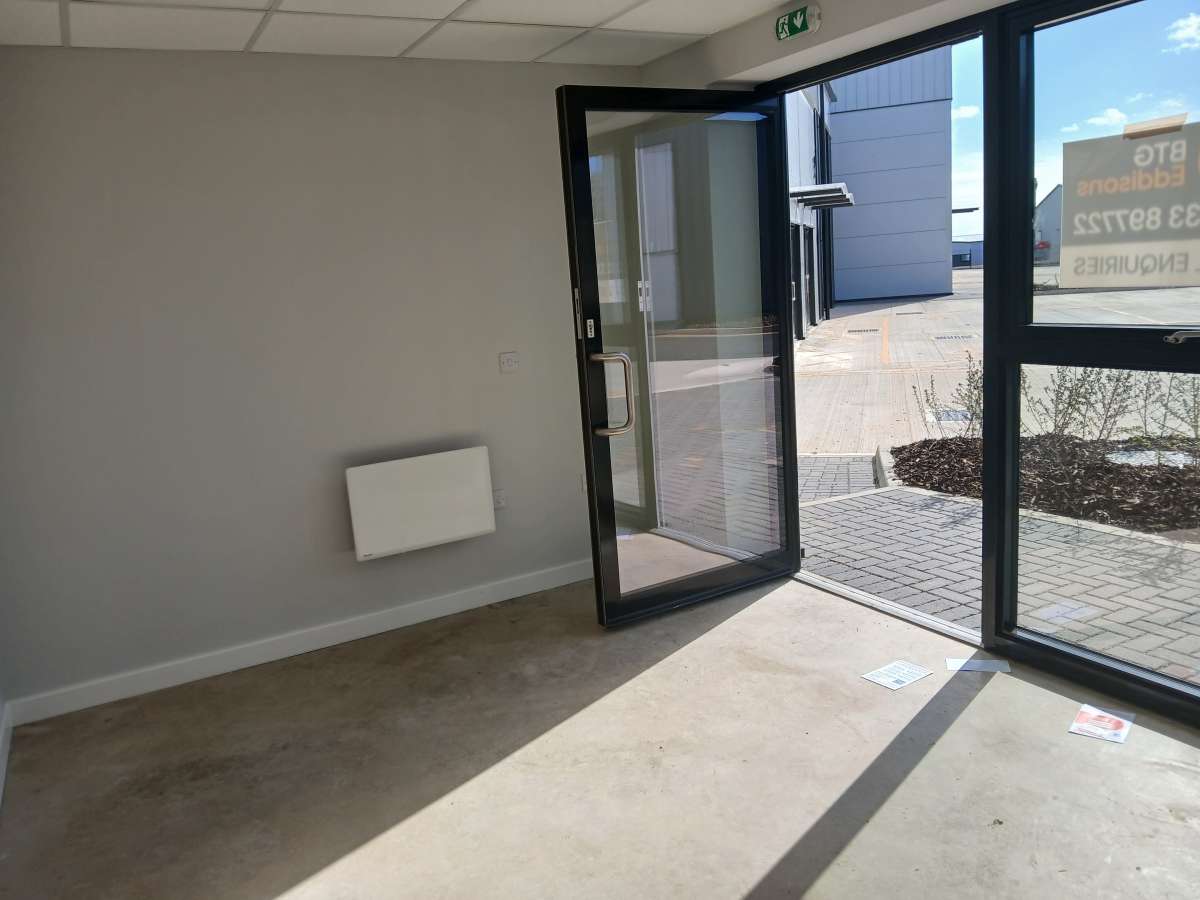 Industrial Unit in Yaxley - photo 3