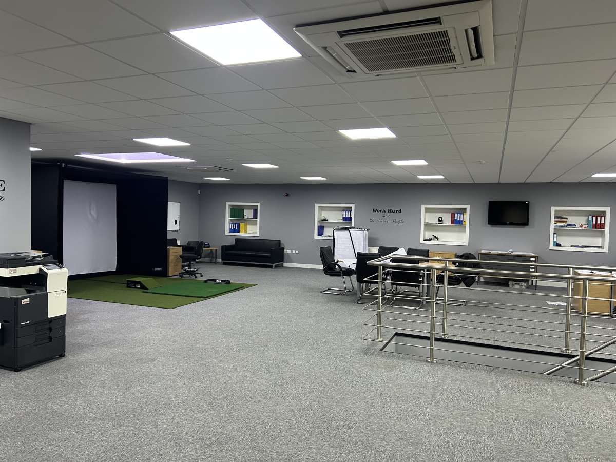 Industrial Unit in Loughborough - photo 2