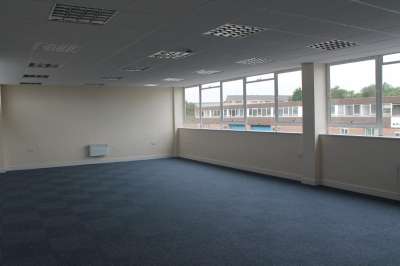 Industrial Unit in Wolverhampton - photo 2
