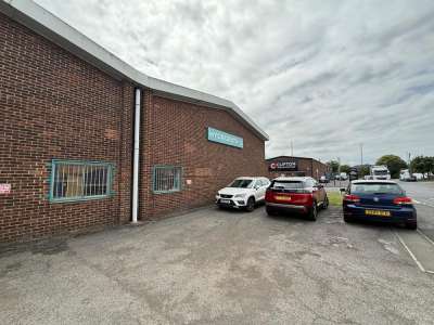 Industrial Unit in Nottingham - photo 3