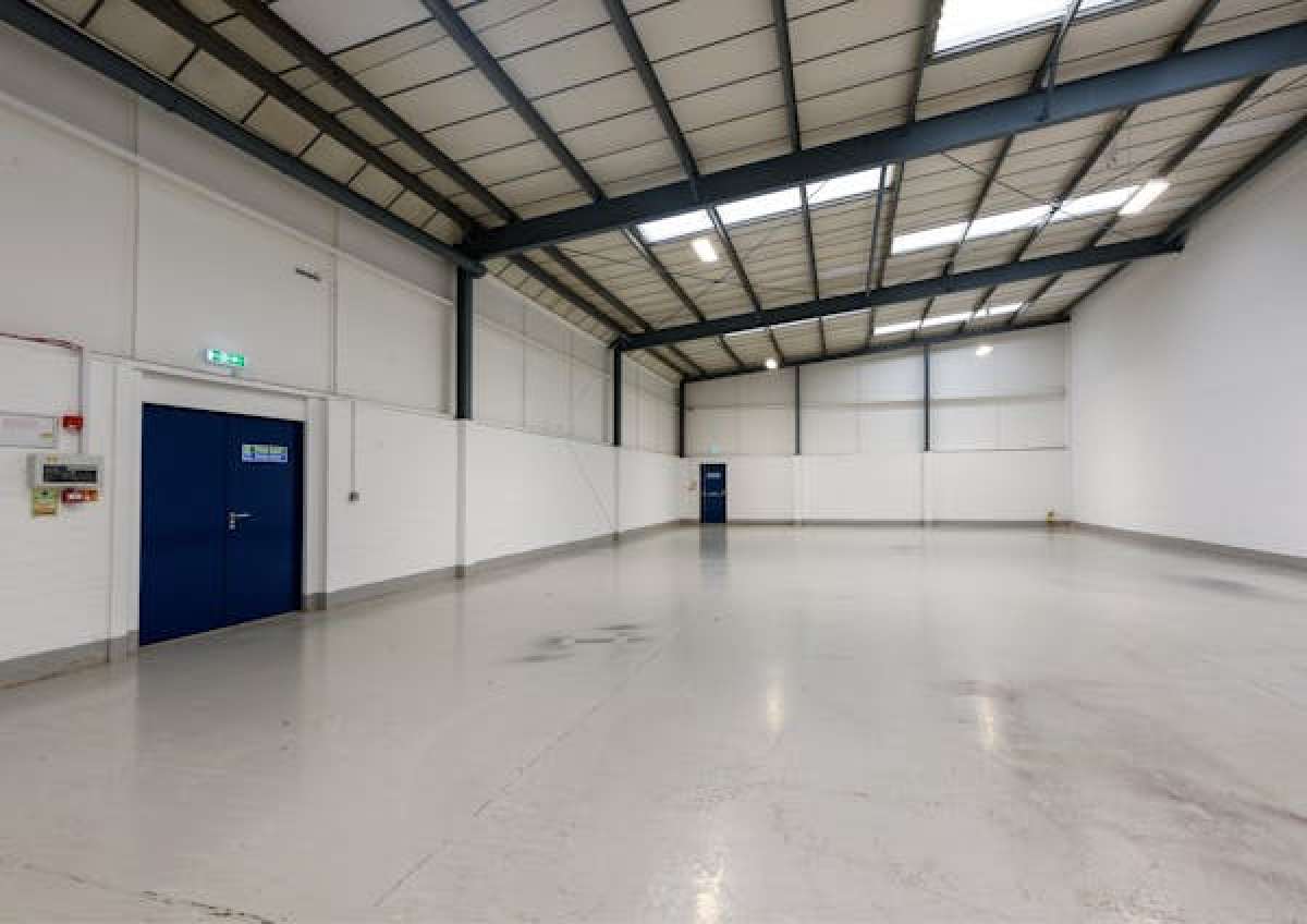 Industrial Unit in Birmingham - photo 3