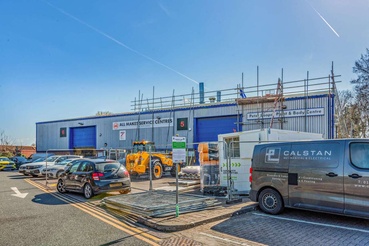 Industrial Unit in Sussex - photo 4