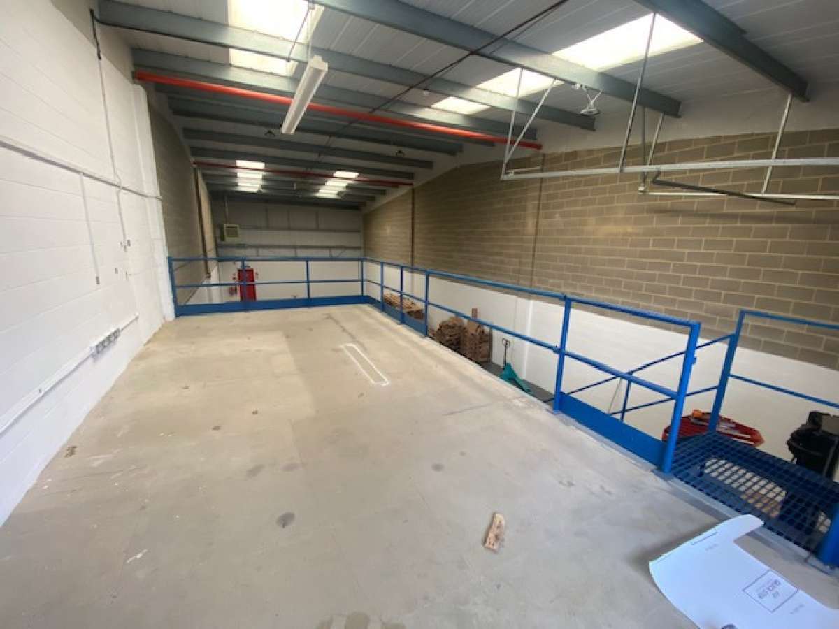 Industrial Unit in St. Ives - photo 3