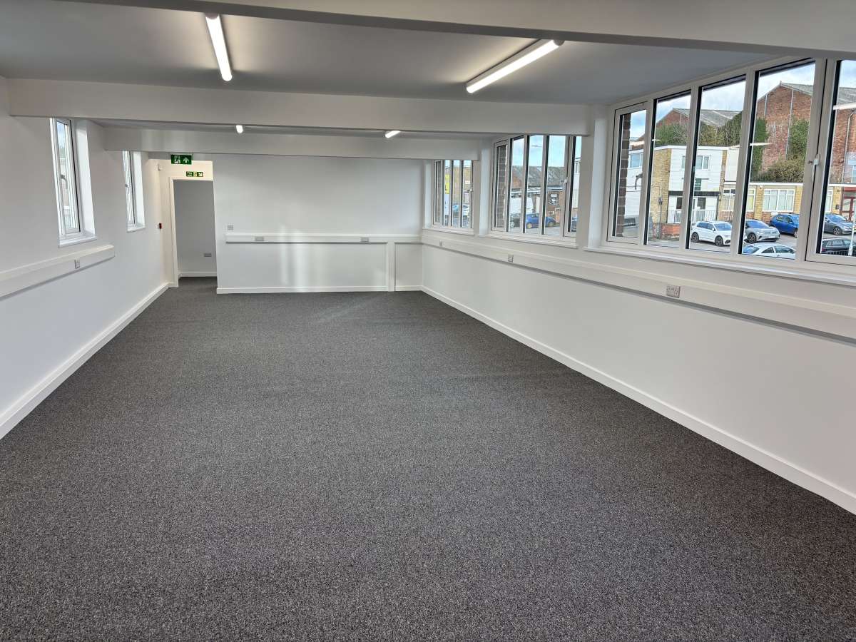 Industrial Unit in Oadby - photo 3