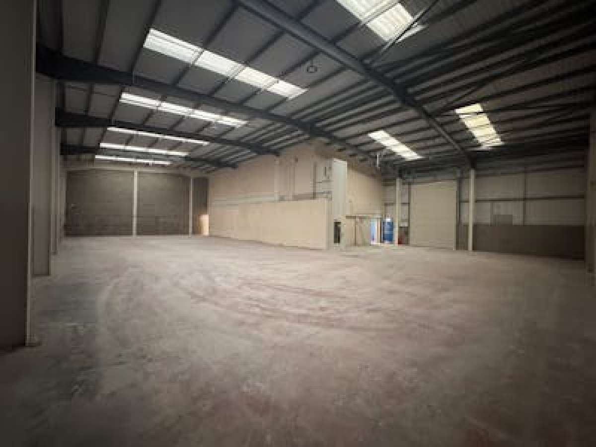 Industrial Unit in Northampton - photo 3