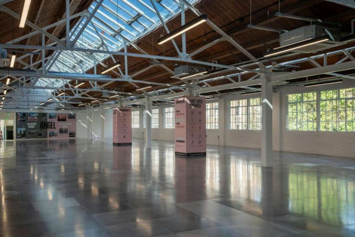 Industrial Unit in London - photo 4