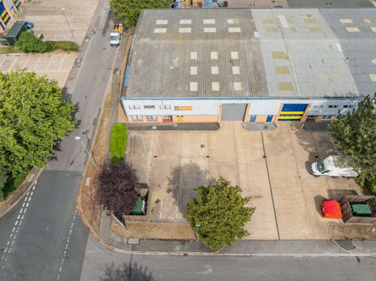 Industrial Unit in Tewkesbury - photo 4