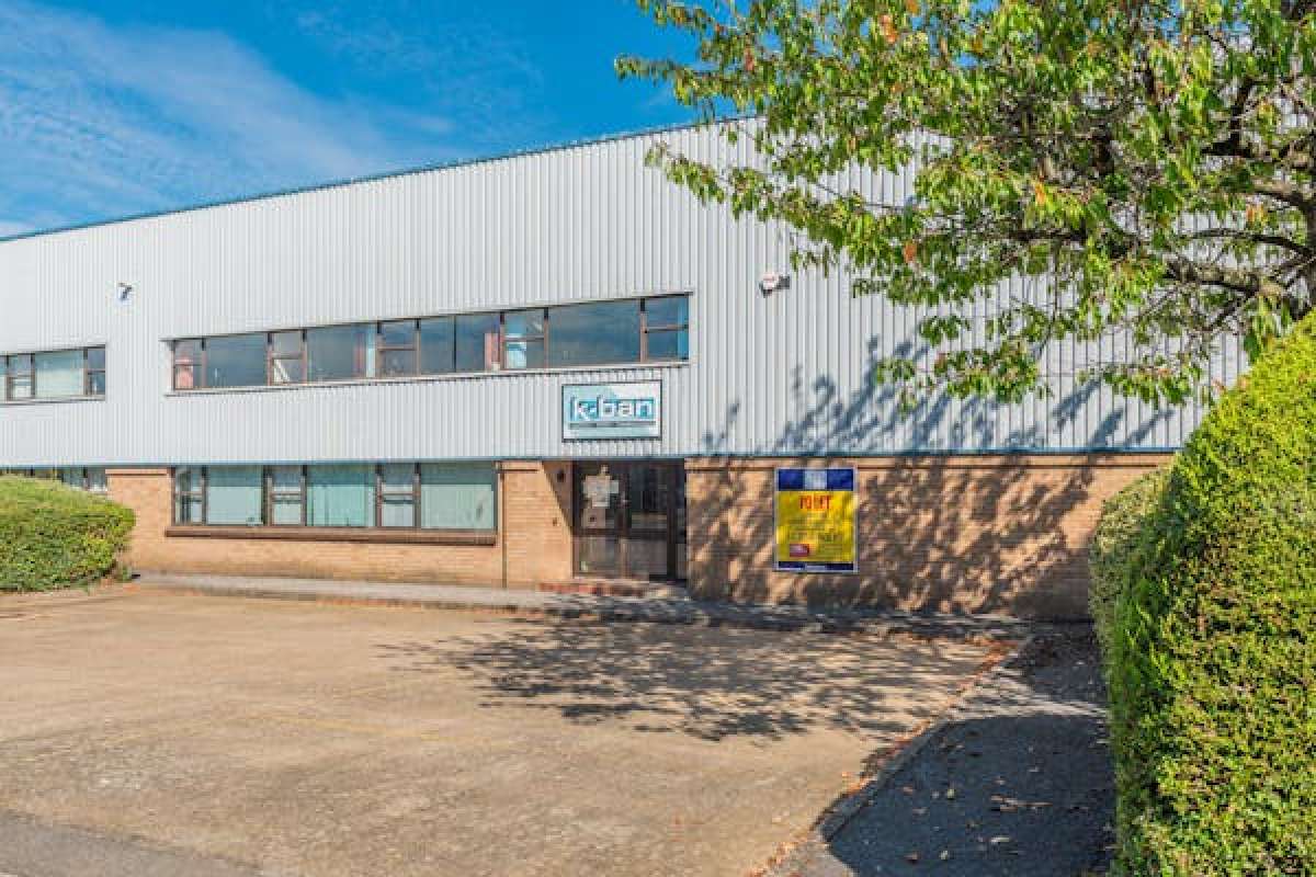 Industrial Unit in Tewkesbury - photo 4