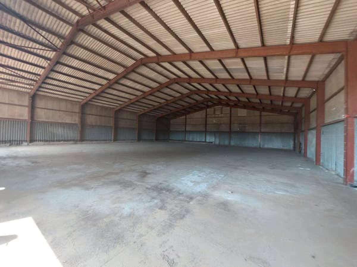 Industrial Unit in Northampton - photo 2