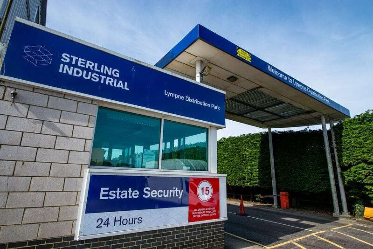Industrial Unit in Hythe - photo 3