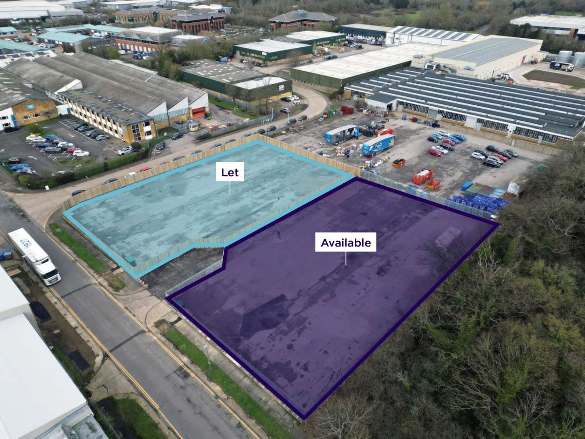Land in Harlow