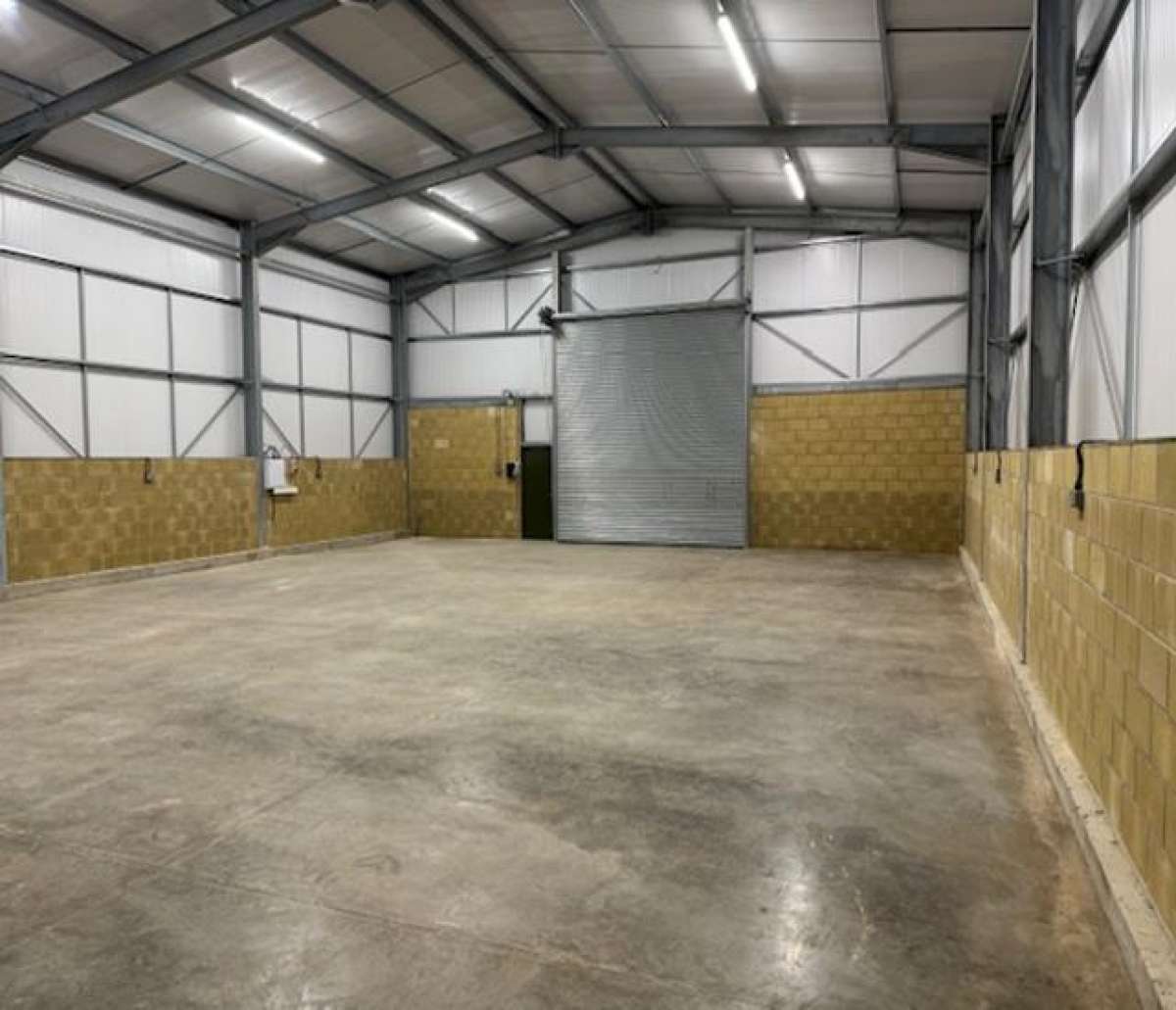 Industrial Unit in Marlborough - photo 2