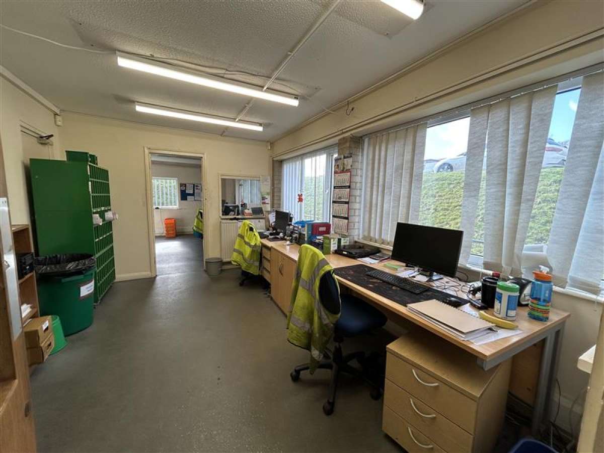 Investment in Plymouth - photo 4