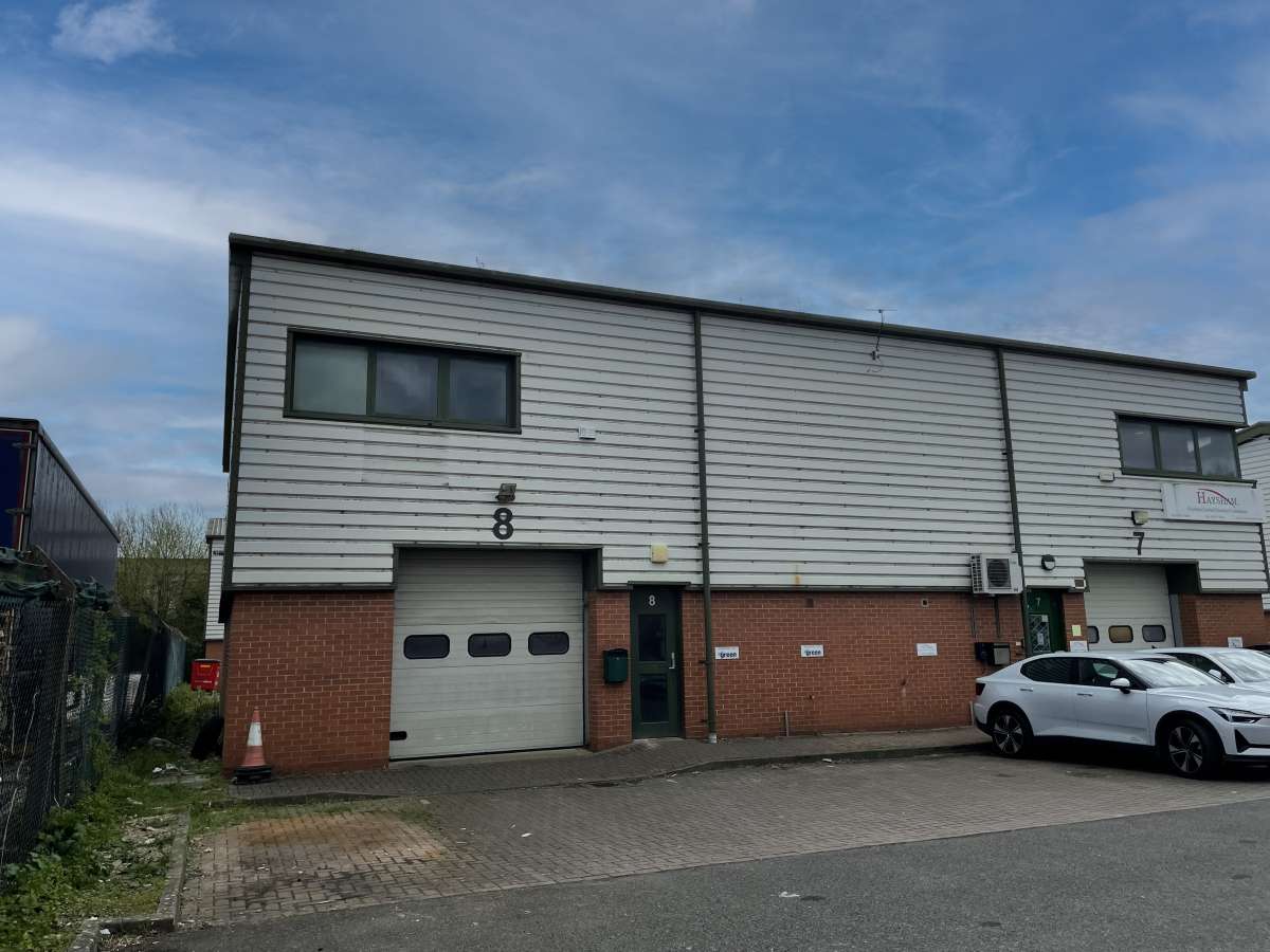 Industrial in Witney