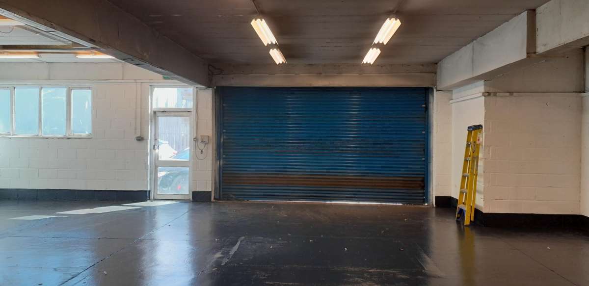Industrial Unit in Cobbs Wood - photo 4