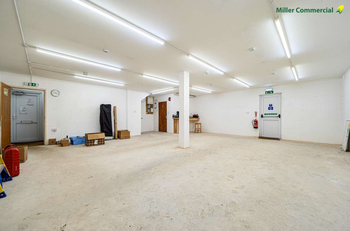 Industrial Unit in St. Ives - photo 3