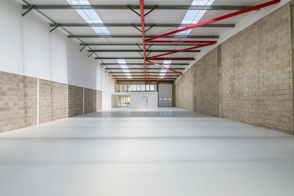Industrial Unit in Portsmouth - photo 4