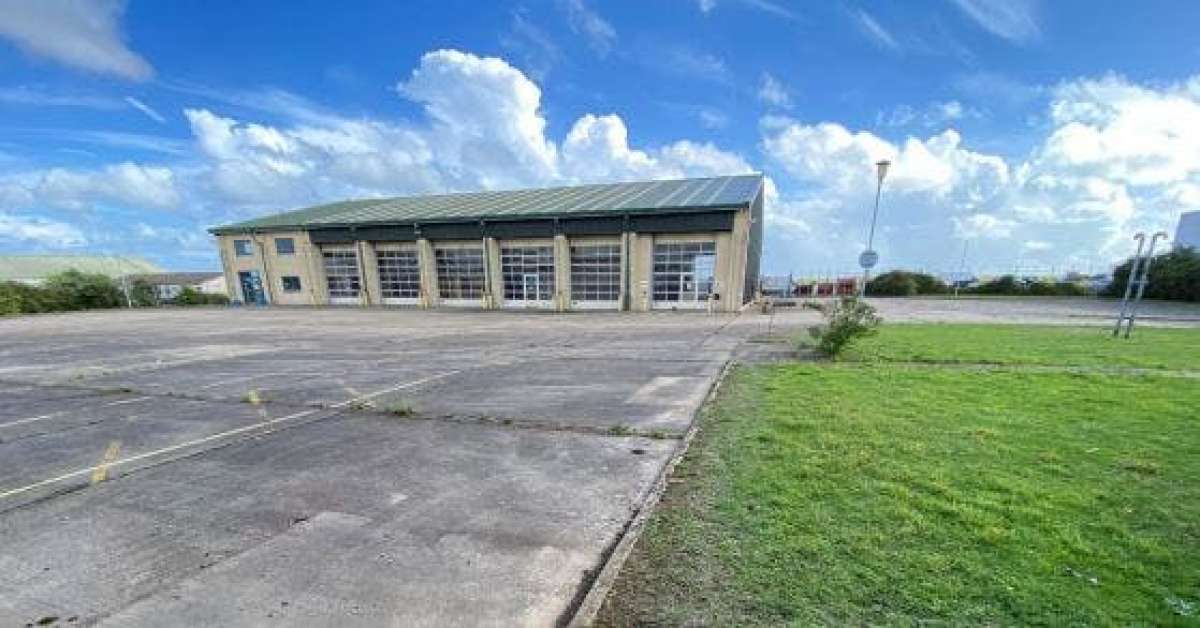 Industrial Unit in Manston - photo 4