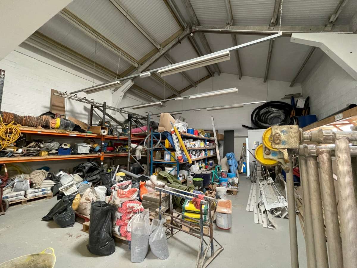 Industrial Unit in Plymouth - photo 3
