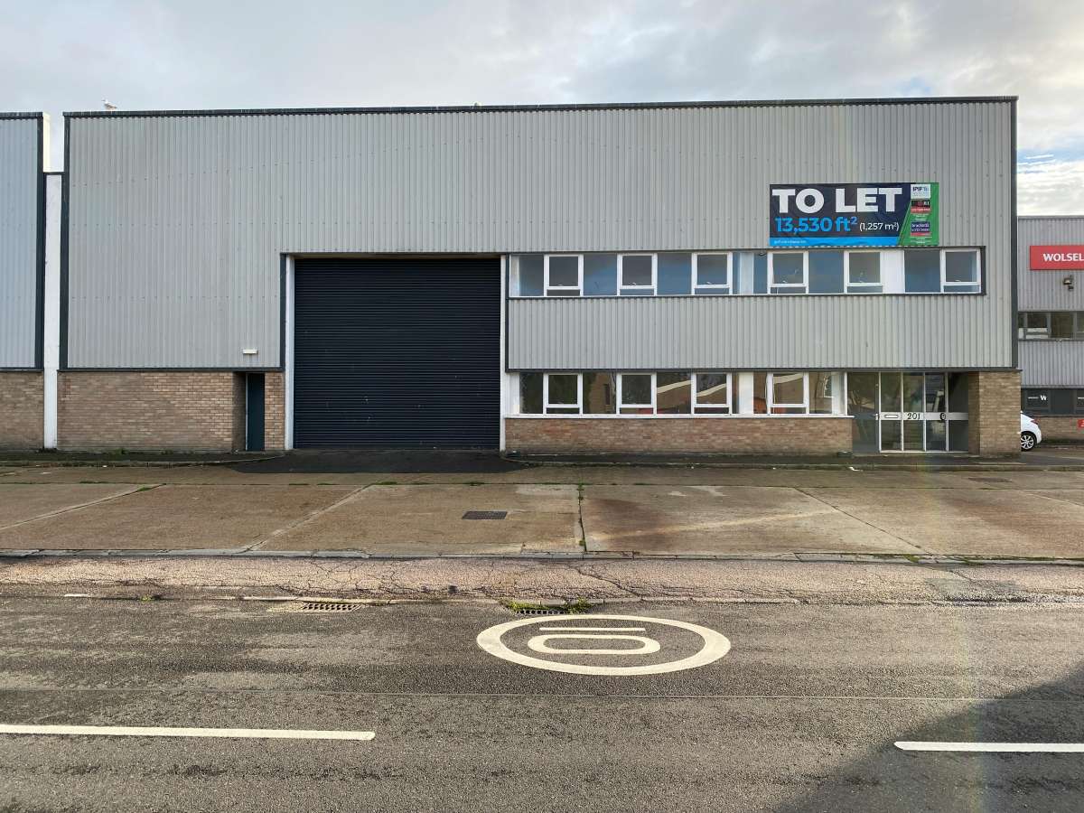 Industrial Unit in Tonbridge - photo 2