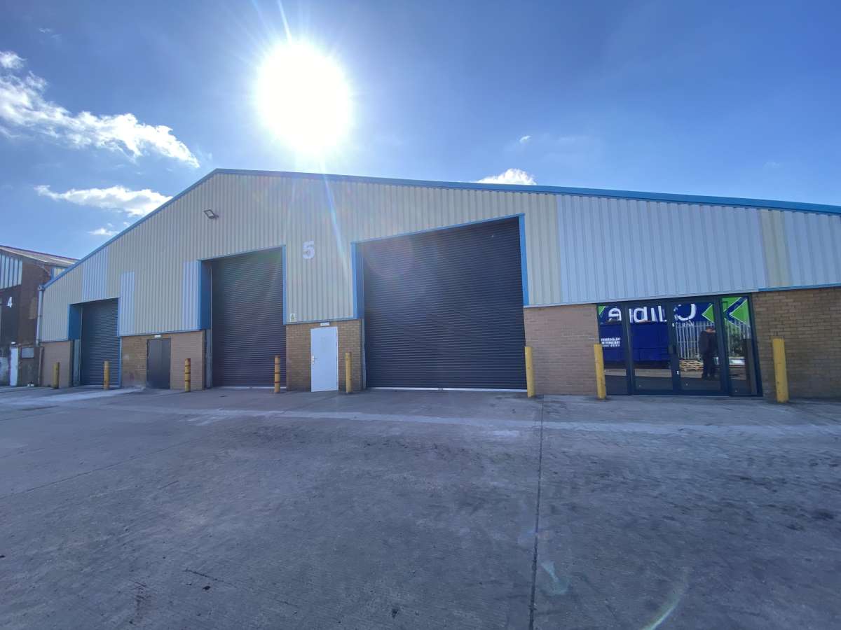 Industrial Unit in Stourbridge - photo 2