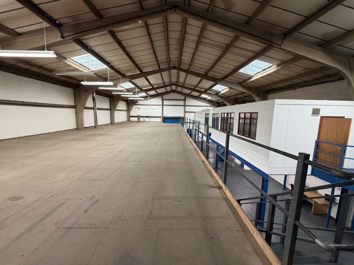 Industrial Unit in King's Lynn - photo 4